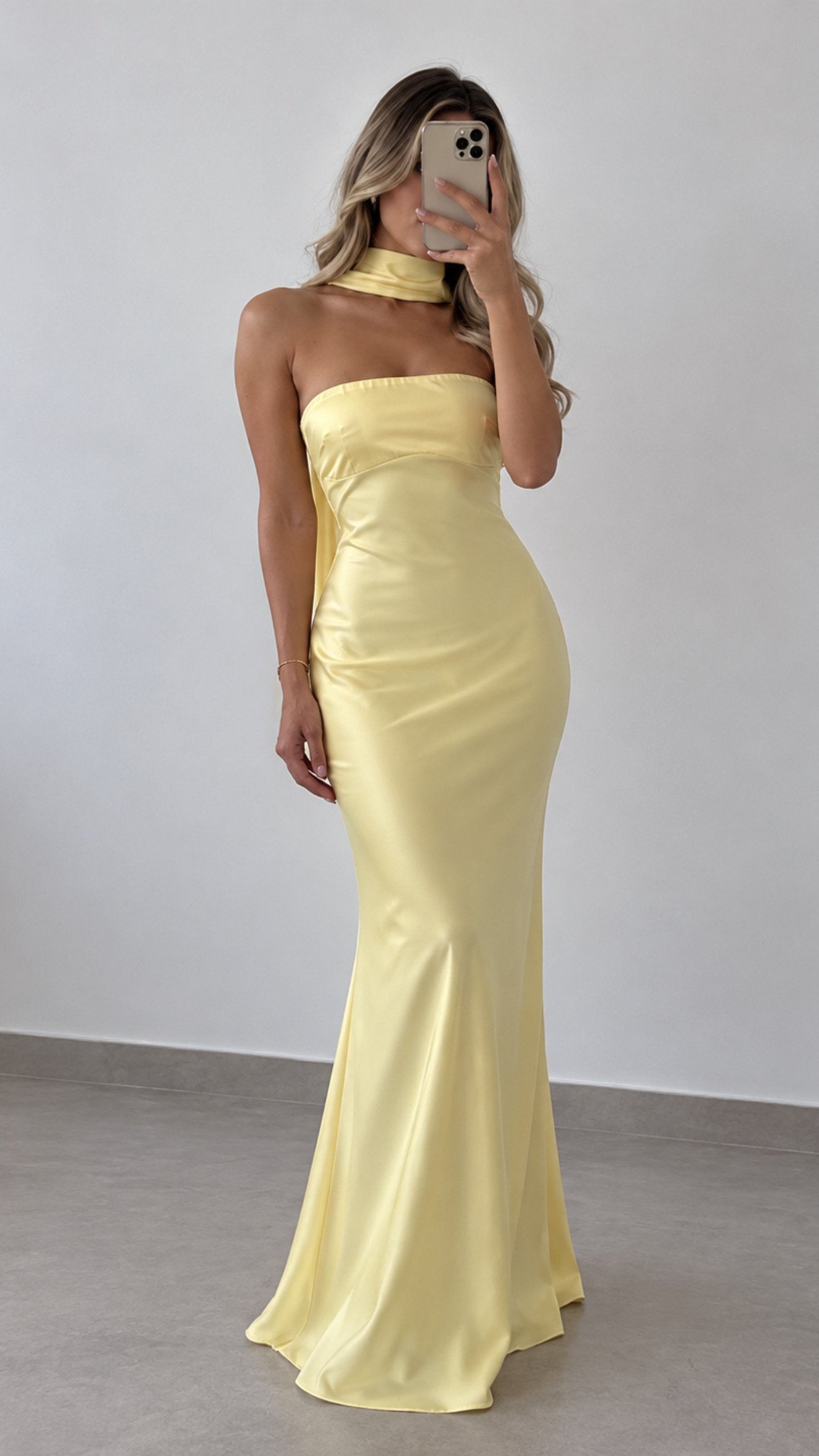 Vestido de gala butter yellow satén